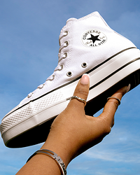 Students fancy 20% off* your next pair at Schuh