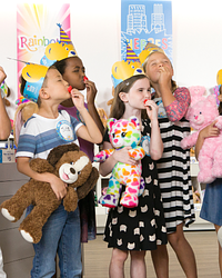 Build-A-Bear is the BEST place to Host parties! 